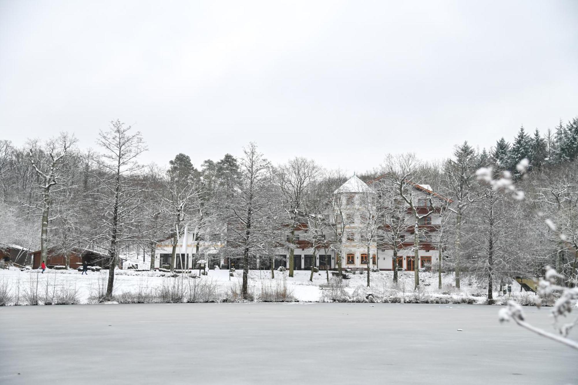Hotel-Restaurant Kreuzberghof Tagungs- Und Veranstaltungshotel Tiefenbach  Exterior foto