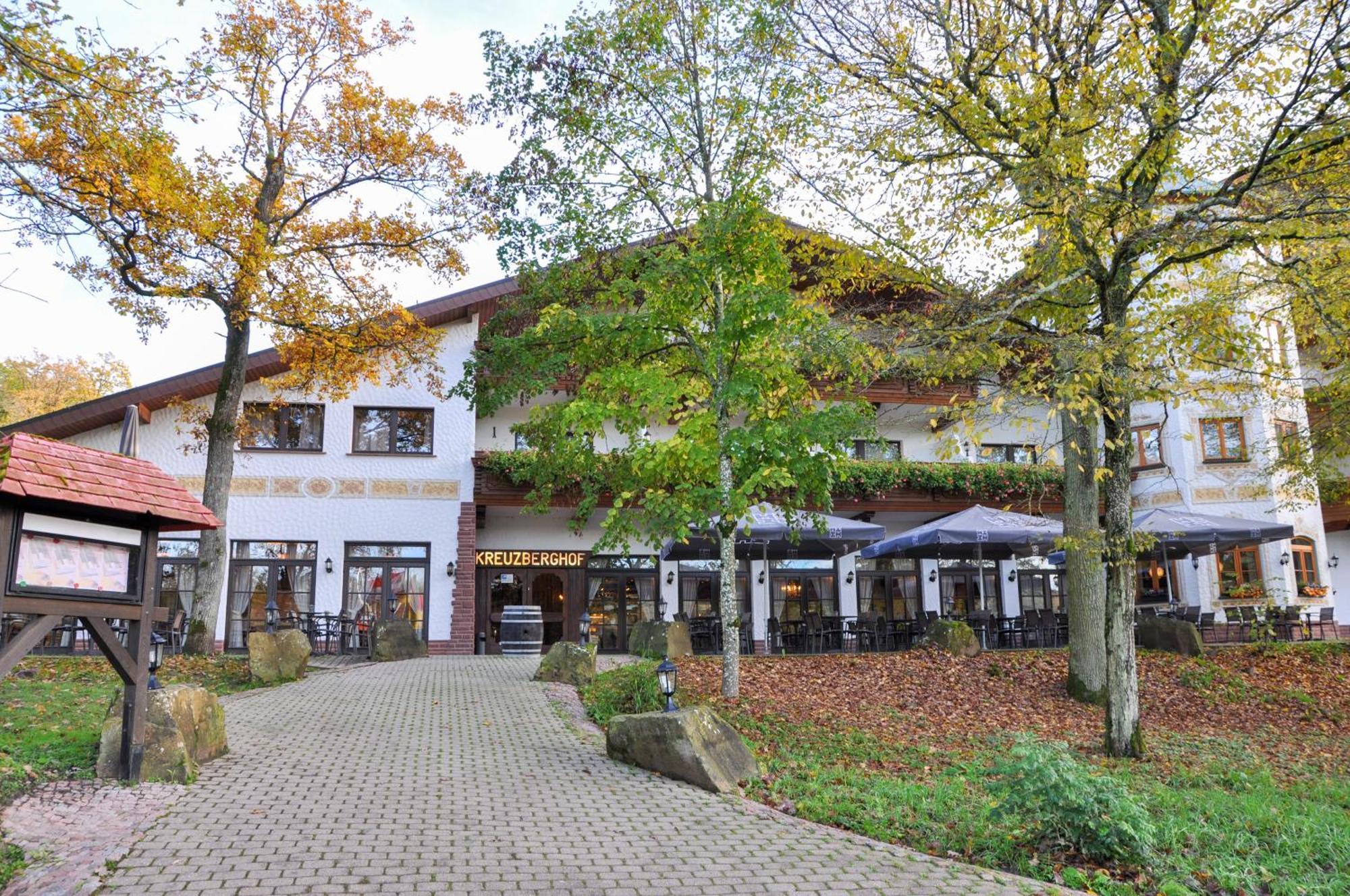 Hotel-Restaurant Kreuzberghof Tagungs- Und Veranstaltungshotel Tiefenbach  Exterior foto